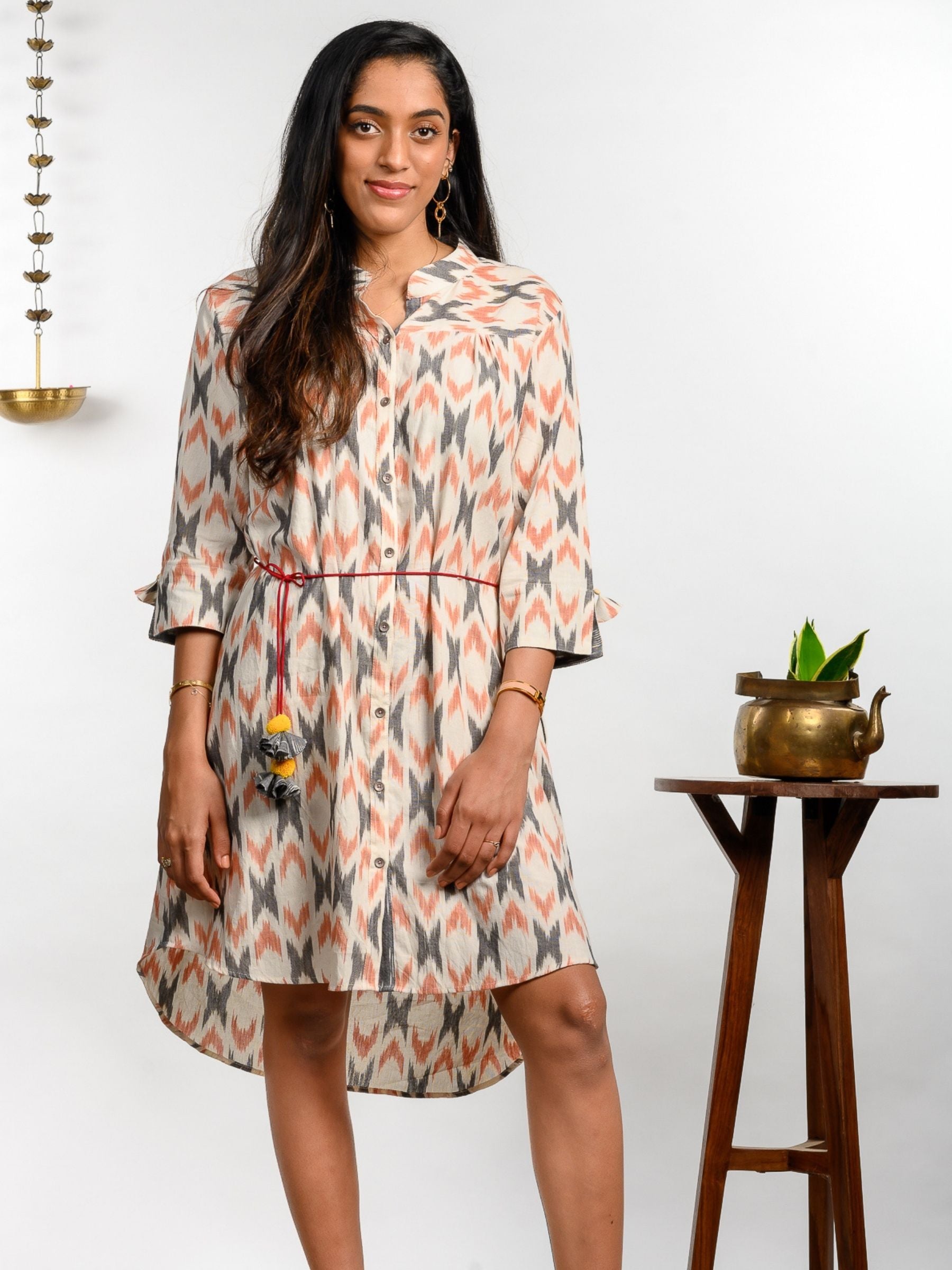 Shae by SASSAFRAS Fuchsia & Peach-Coloured Ikat Printed Layered Midi Dress  Price in India, Full Specifications & Offers | DTashion.com