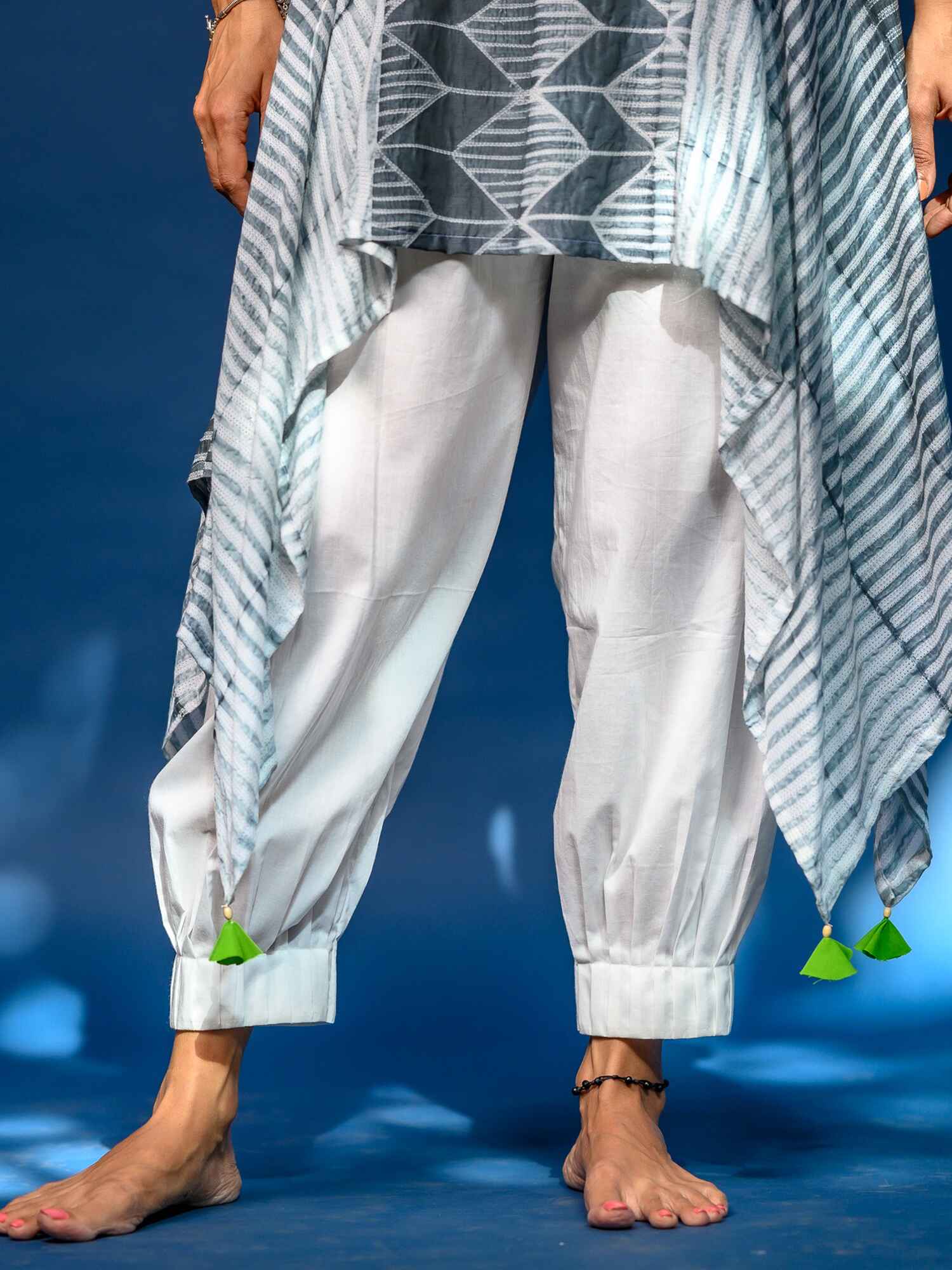Shiney Leaves EcoFriendly Cotton Free Size Loose Yoga Baggy Hippie Aladdin  Harem Pants for Men 